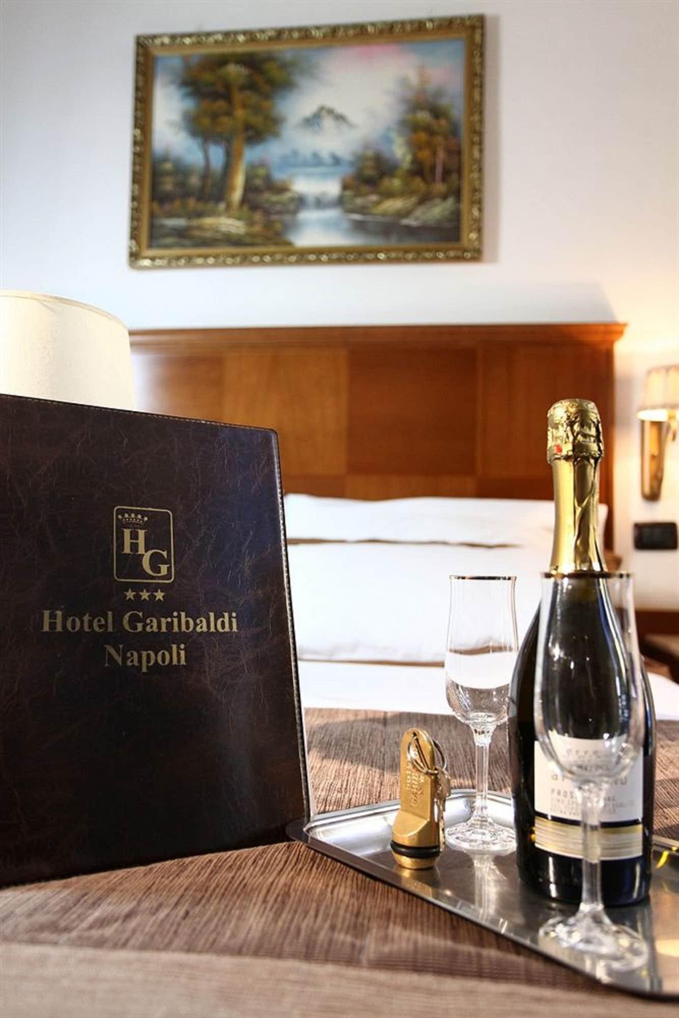 Hotel Garibaldi Неаполь Экстерьер фото