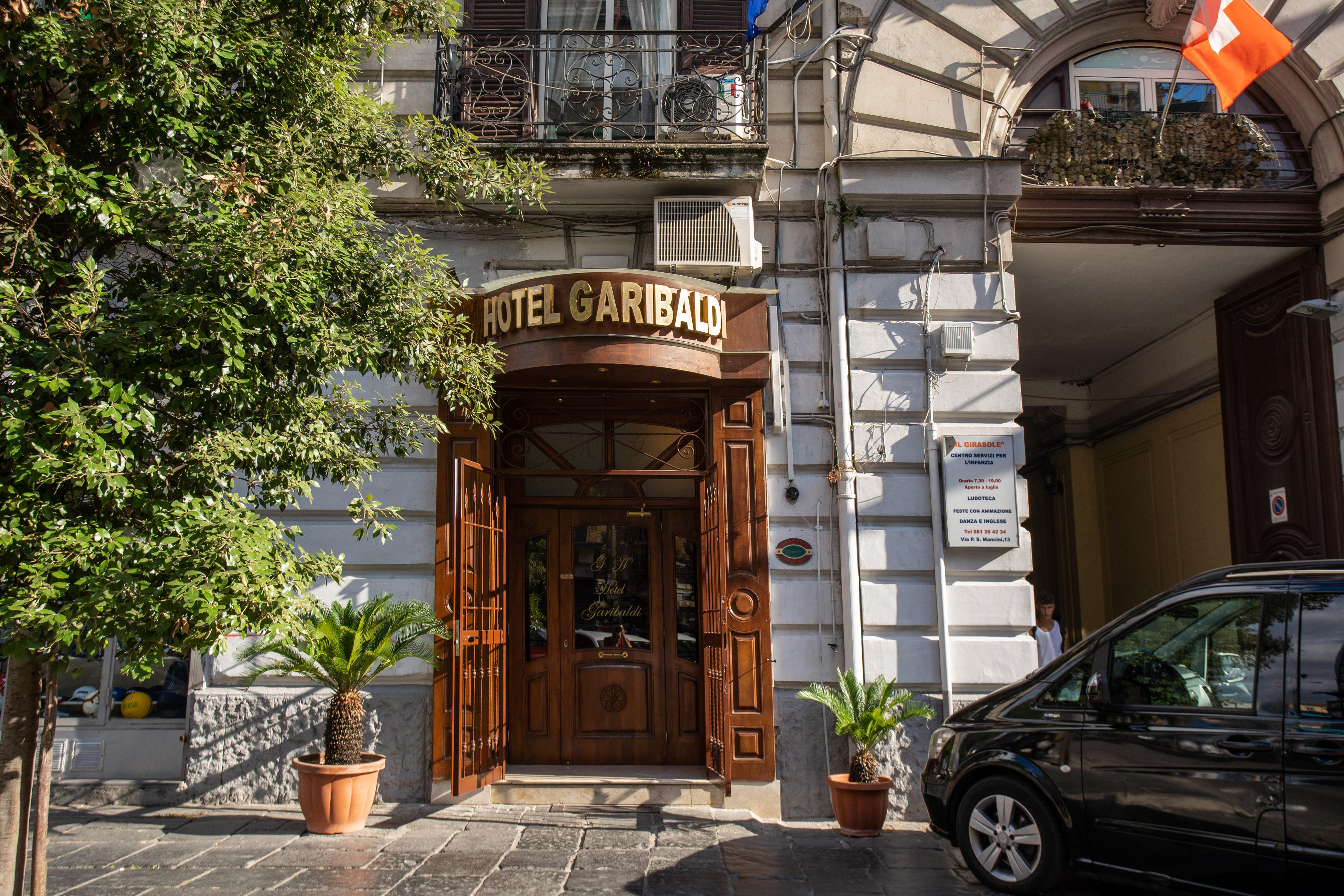 Hotel Garibaldi Неаполь Экстерьер фото